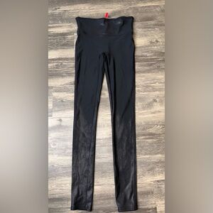 Spanx Faux Leather Leggings Black High Rise Size S Petite SP Coated Look